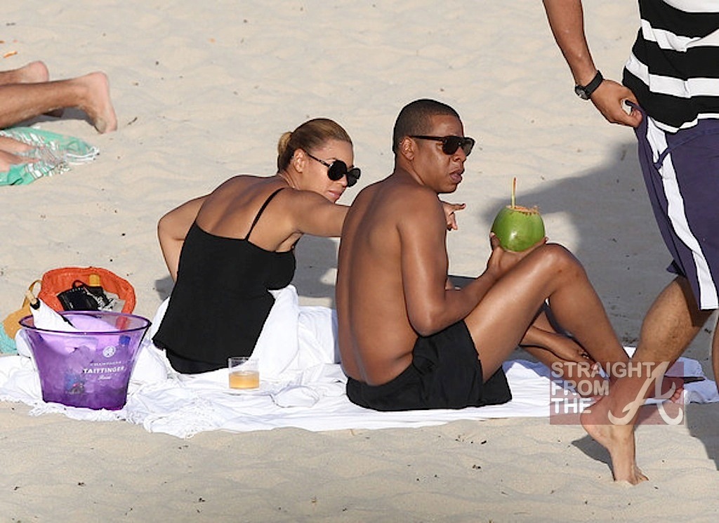 Jay-Z-and-Beyonce-on-Beach-040912-7.jpg
