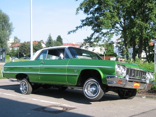 1298737124_Chevrolet_Impala_1964_Lowrider.jpg