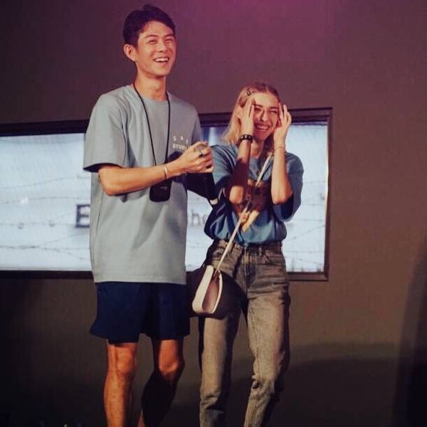 1238C953-546E-4011-A12C-A929F0B5F020.jpeg : 인터뷰 올라온 김에 올려보는 빈지노♥︎스테파니 커플샷 1238C953-546E-4011-A12C-A929F0B5F020.jpeg : 인터뷰 올라온 김에 올려보는 빈지노♥︎스테파니 커플샷