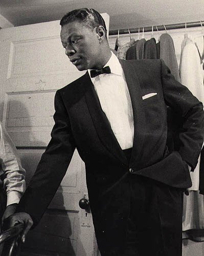 singer-nat-king-cole-wear-style-photos-jazz.jpg