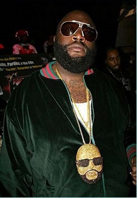 1-Rick-Ross-1.5-million-Most-Expensive-Rapper-Chains-Top-10-Image-Source-thatchainsocrazy.blogspot.com-and-infectedtube.com_-1024x657.jpg