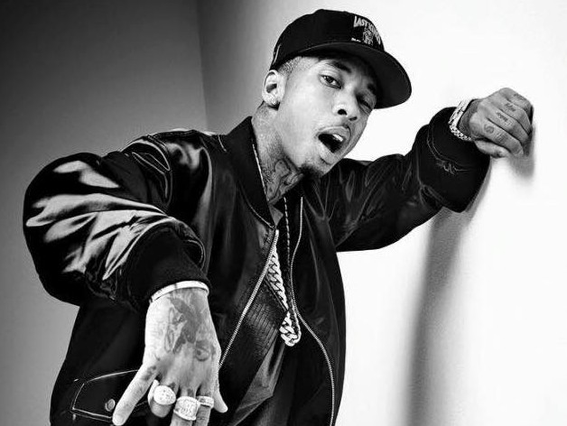 Tyga-Against-Wall-e1457565426165.jpg