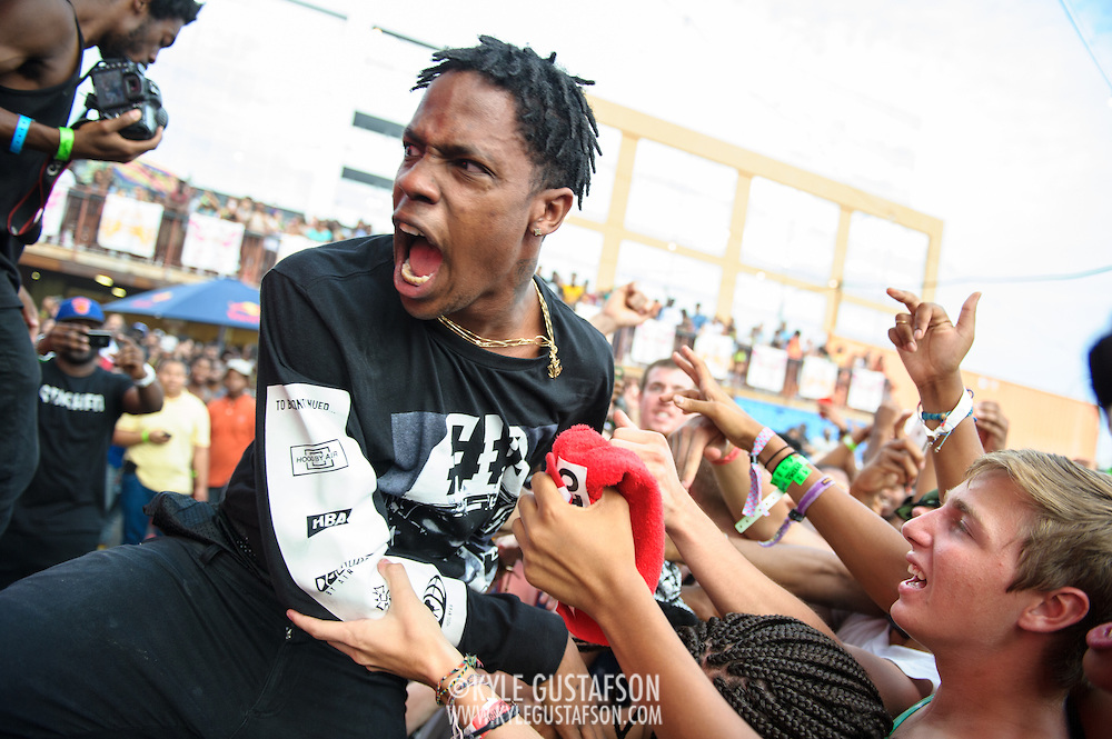 Travis-Scott-Trillectro-07.jpg