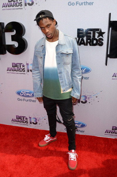 bet-awards-2013-arrivals-12.jpeg