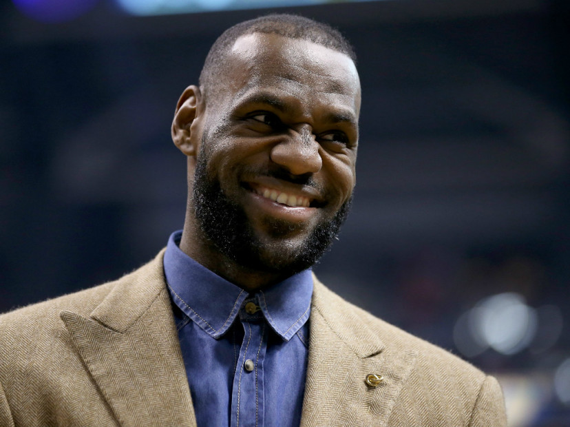 160517-LeBron-James-828x620.jpg
