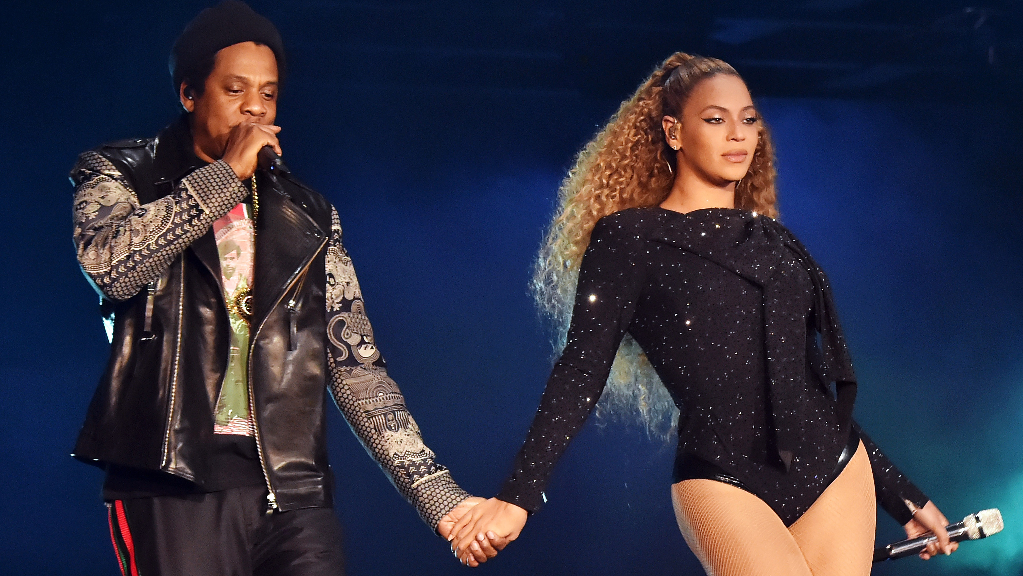 beyonce_and_jay-z_on_the_run_ii_tour_opener_-_getty_-_h_2018.jpg