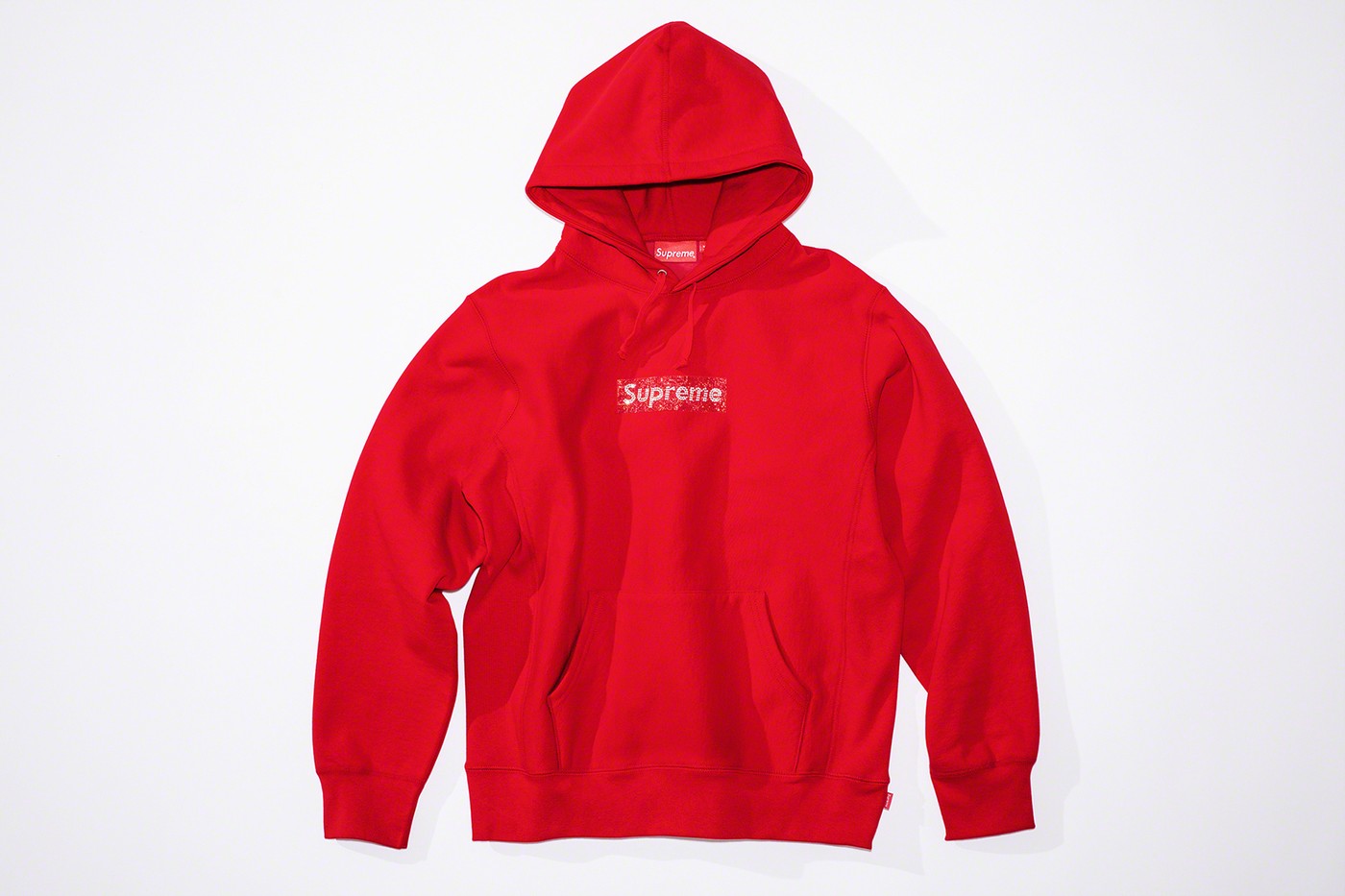 https___hypebeast.com_image_2019_04_supreme-swarovski-box-logo-25th-anniversary-collection-5.jpg