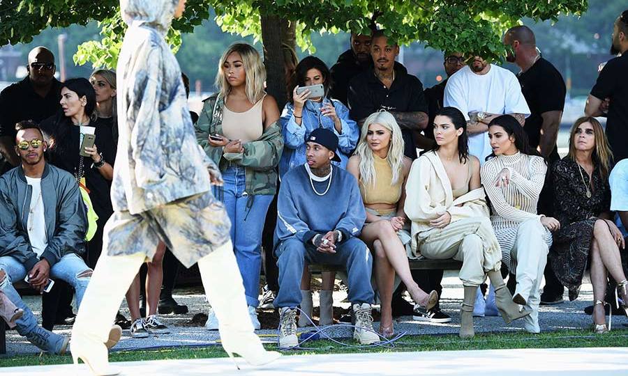 10.(YEEZY).jpg