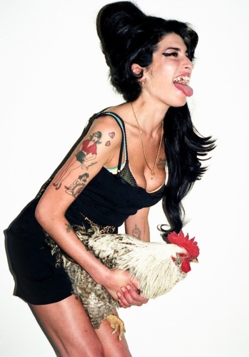 New-Amy-Winehouse-Photos-Released-by-Terry-Richardson-amy-winehouse-31614370-496-710.jpg