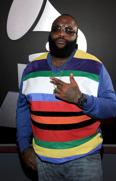 grammys-2012-arrivals-11.jpg