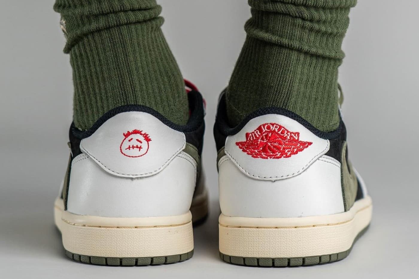 travis-scott-air-jordan-1-low-og-olive-release-date-info-5.jpg