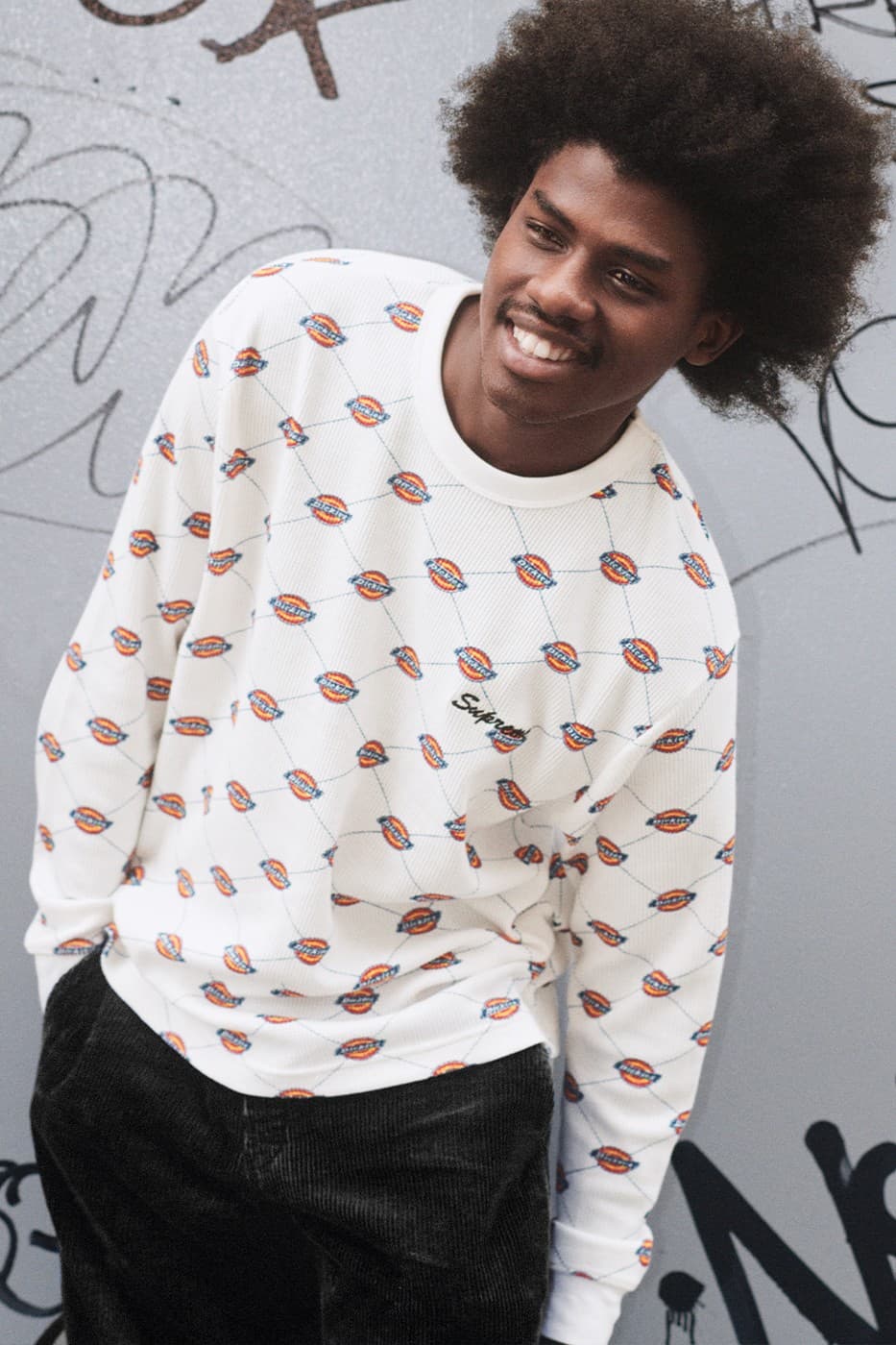 supreme-dickies-fall-2022-collaboration-release-info-006.jpg