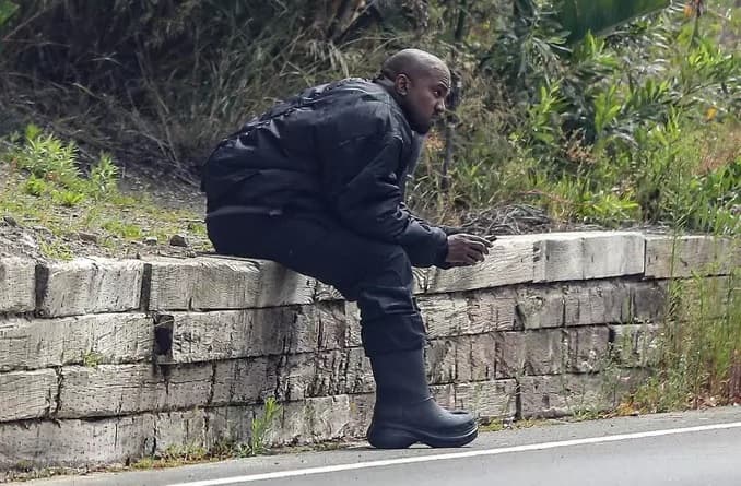 kanye-west-2022-1.jpg