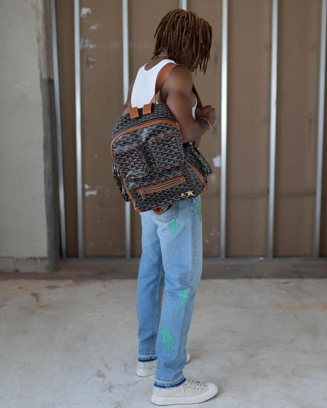 kanye-west-custom-backpack-2.jpg