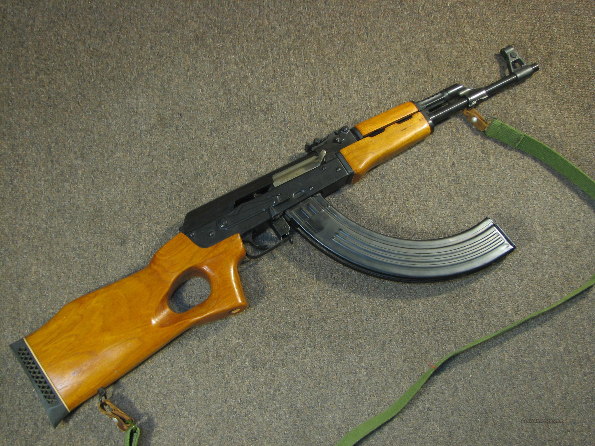 MAK90.jpg