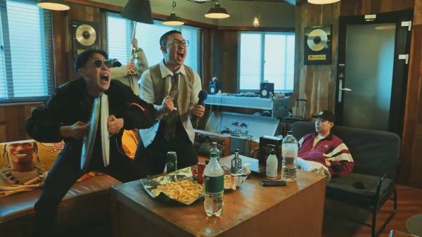 토이고 (toigo) - GET THAT DOUGH (feat. 365LIT) (Official Music Video).mp4_20220501_164956.175.jpg