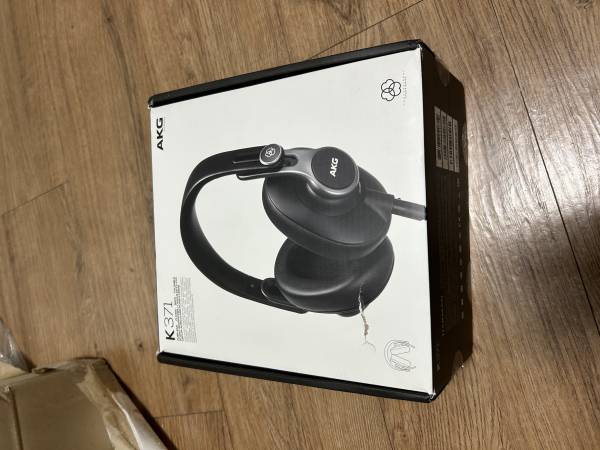 IMG_0091.jpeg : 26만원짜리 헤드폰 8만원에 팝니다