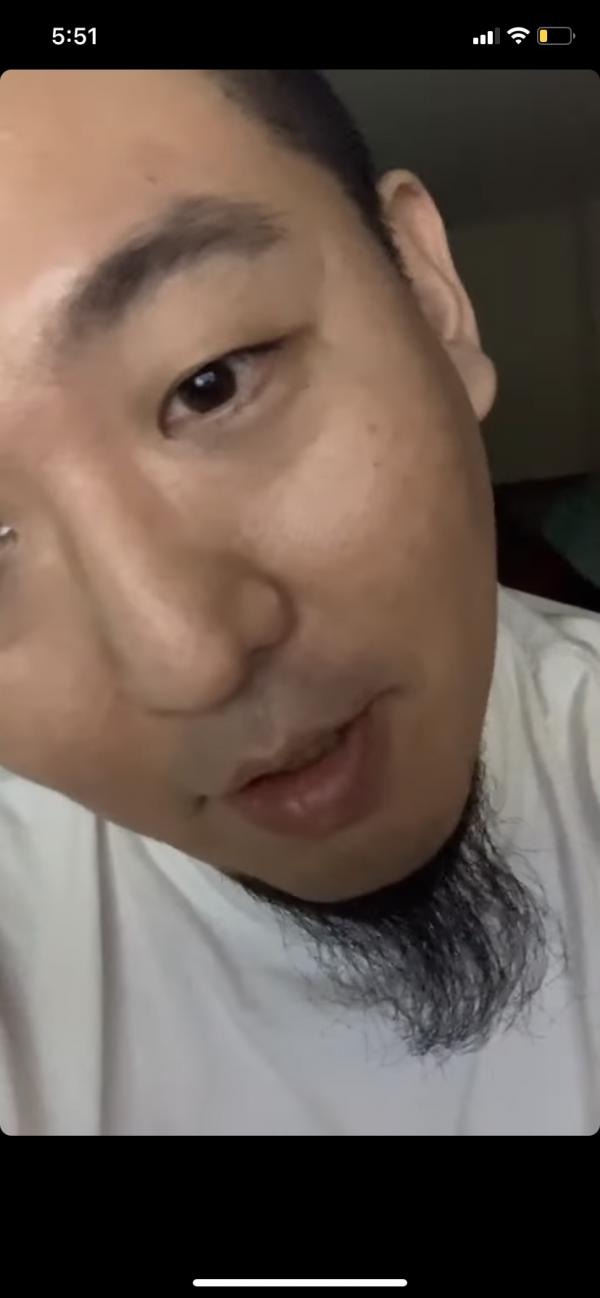 FFDBA867-9881-4BEE-A168-0781003D31C4.png : 염따 수염 근황