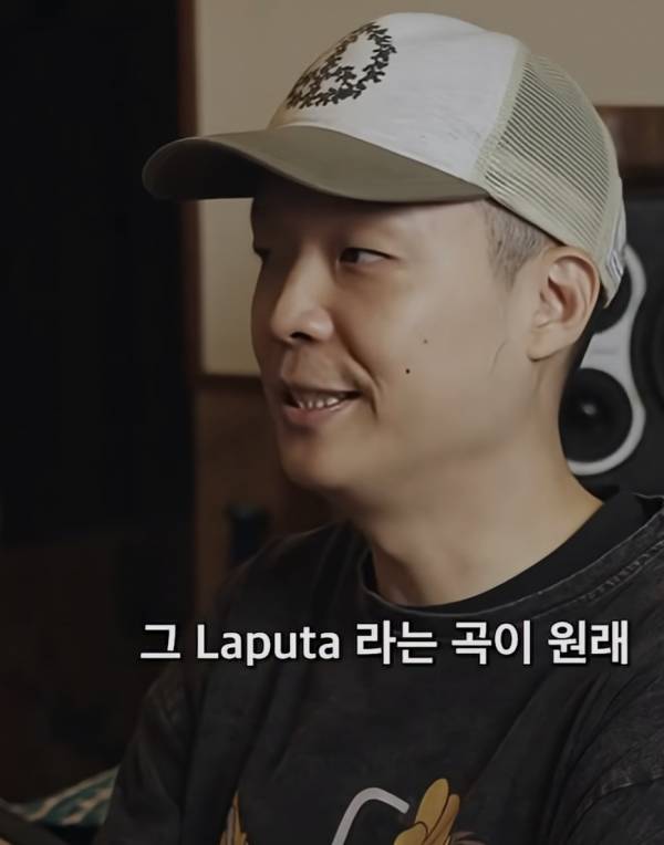 Screenshot_20250821_223628_YouTube.jpg
