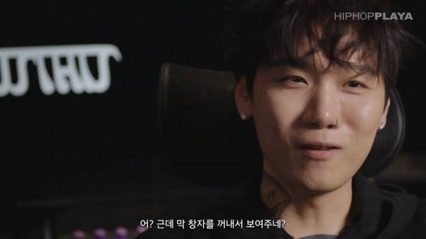 저스디스 “이 정도로 솔직하다고 의 앨범 같아요.” HIPHOPPLAYA Interview [ENG Sub]_20251116_193651.705.jpg