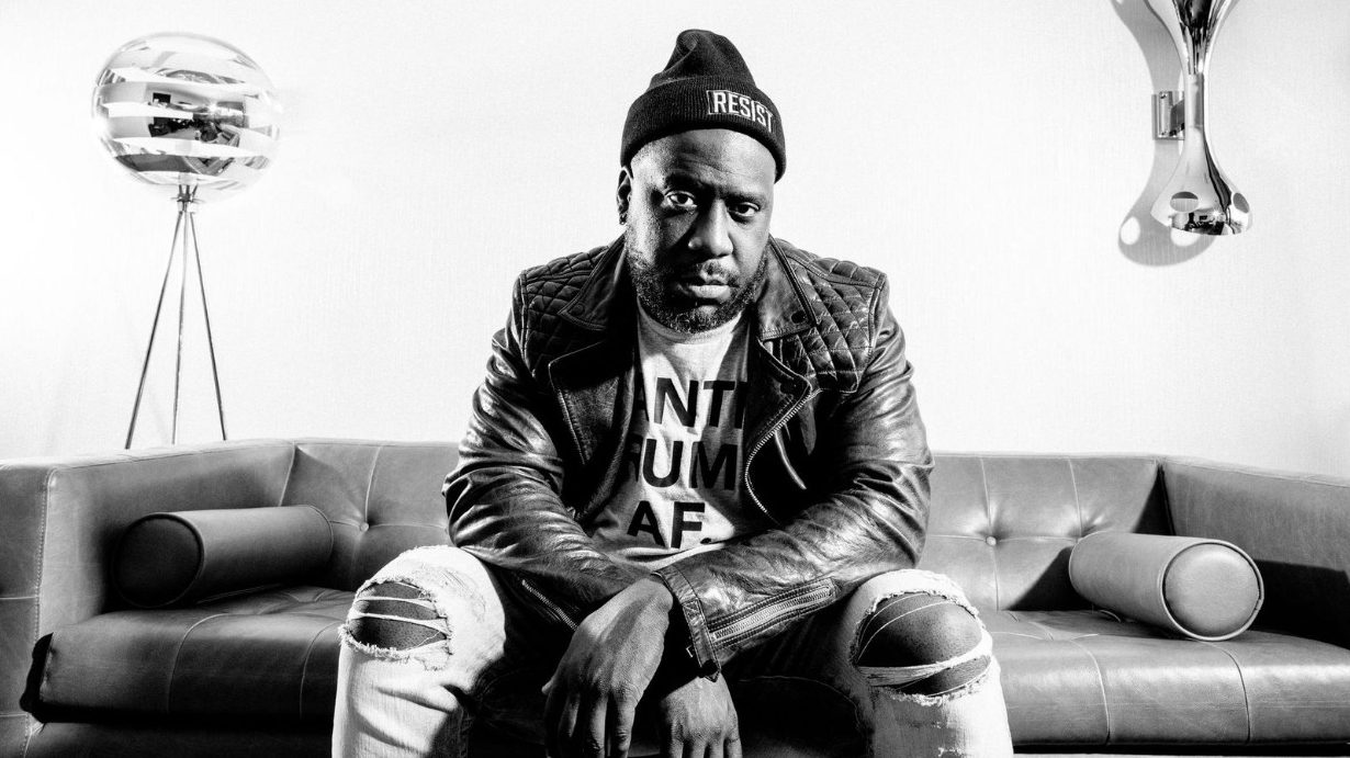 RobertGlasper2-e1686774920803.jpeg