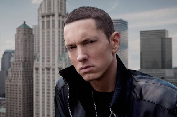 eminem-biography.jpg