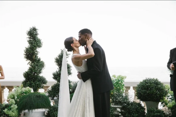 kid-cudi-got-married-v0-5dbr9gv5oacf1.png