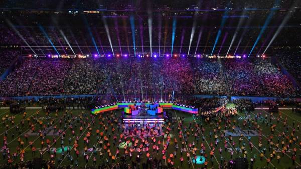 super-bowl-halftime-usat-1.jpg