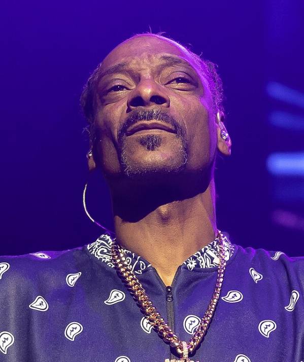 640px-Snoop_Dogg_2023_(53775197331)_(cropped)_(cropped).jpg