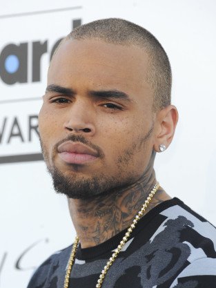 xchris-brown-stare_jpg_pagespeed_ic_qaeQQmE0mi.jpg