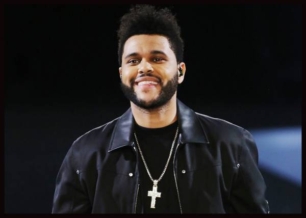 theweeknd-100217-lt.jpg
