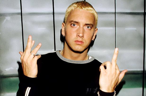 1378930396_1027649-eminem-bleach-blonde-617-409.jpg