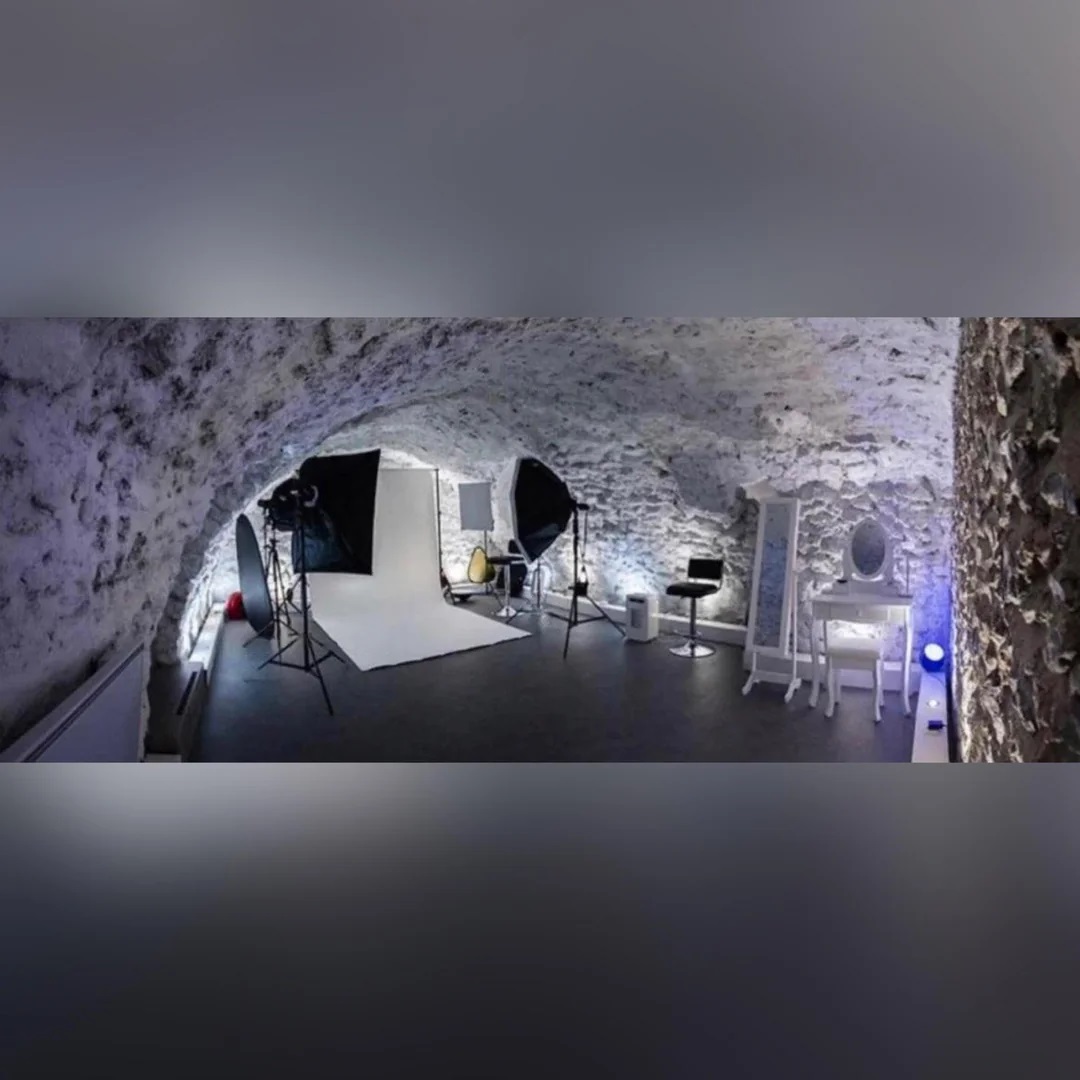 pictures-of-the-supposed-cave-carti-recorded-music-in-for-v0-ndkcfxdlm8yb1.jpg