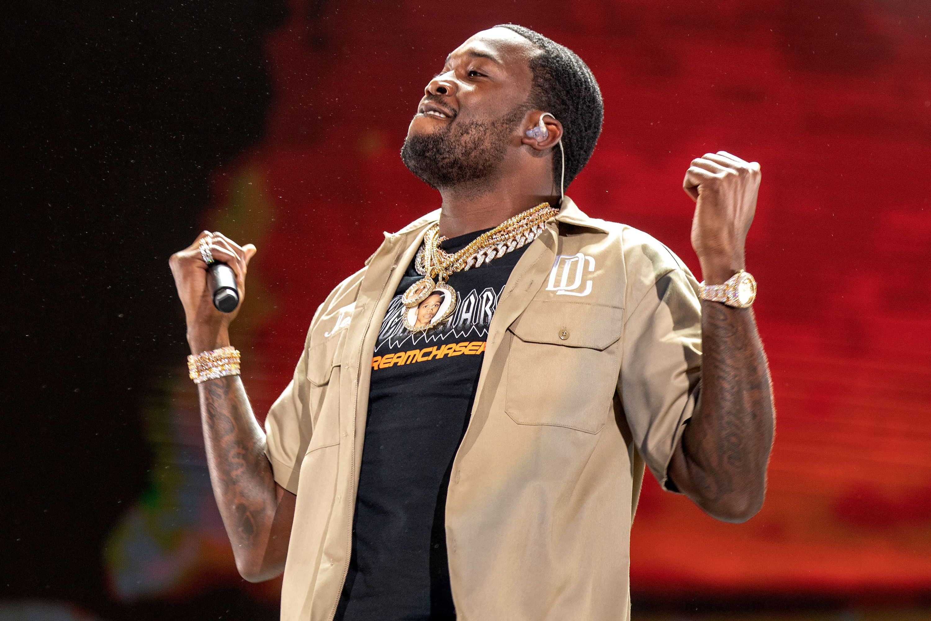 meek-mill-lawsuit-dropped.jpg