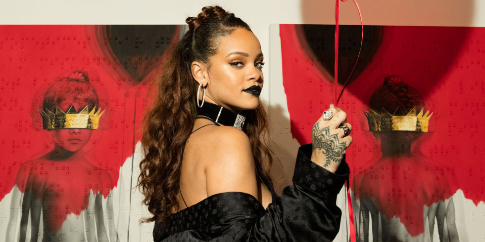 landscape-1449870804-rihanna-album-delays.jpg