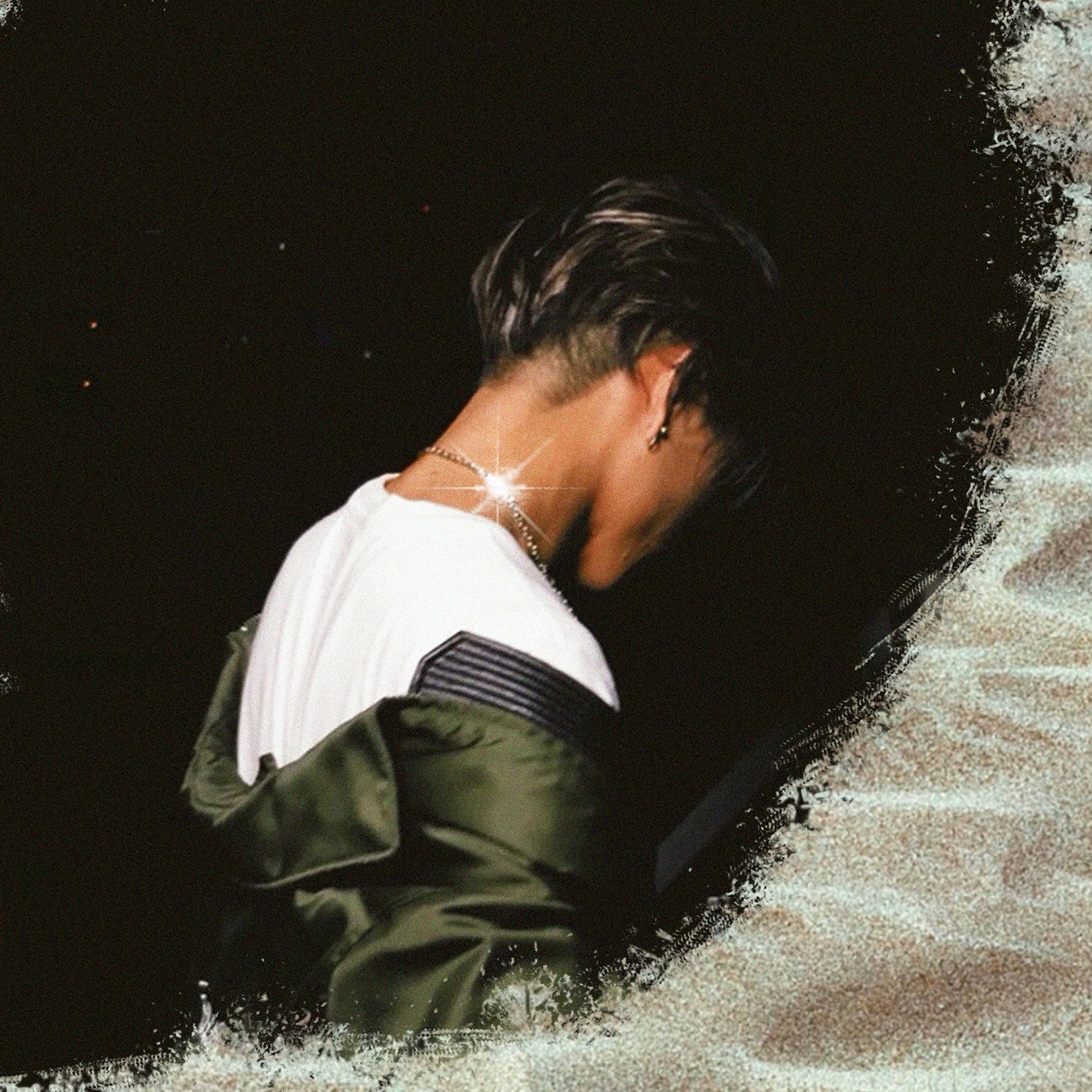 JUNOFLO - LA FAMILIA.jpg