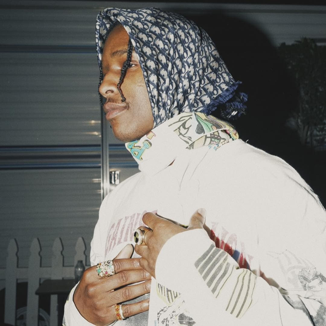 asap-rocky-babushka-dior-2019-1(@sorrybbxoxo).jpg