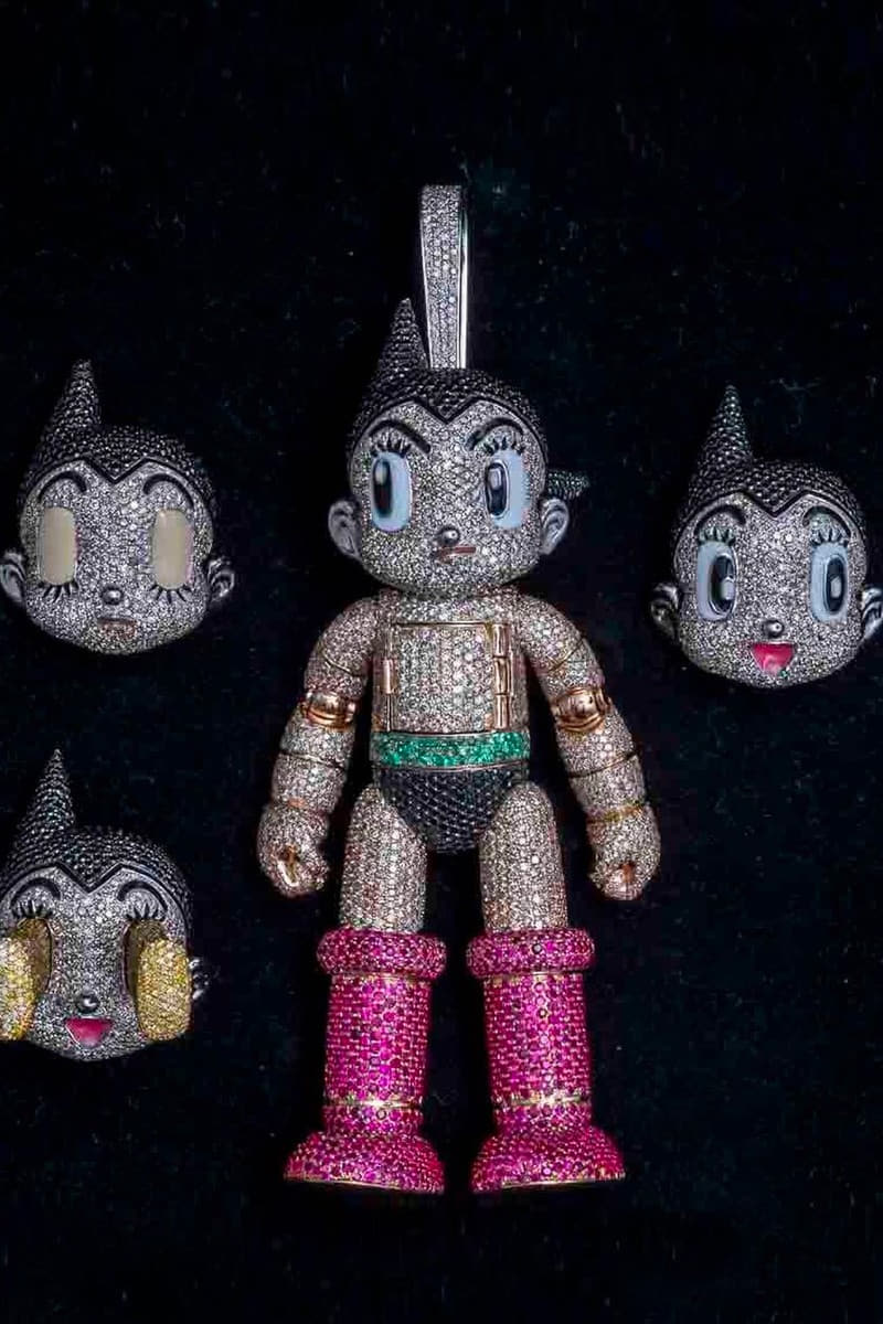 j-balvin-rafaello-and-co-astro-boy-chain-reveal-photos-002.jpg