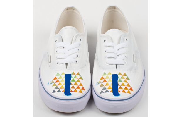 vansclassicformacmillerbybrushfootwearblueslidepark03.jpg