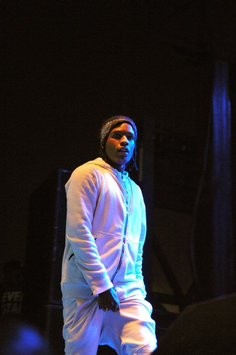 AAP-Rocky-wearing-Balmain-Zip-Pocket-Wrist-Hoodies-ivory-upscalehype-Balmain-Biker-Quilted-Jogging-Legging-Sweatpants-Ivory-Upscalehype.jpg