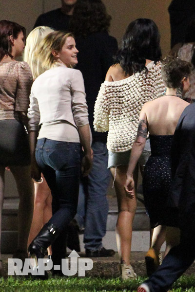 rihanna-end-of-the-world-4.jpg