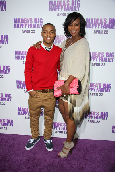 bow-wow-mom-2012.jpg