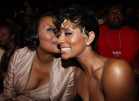 keri-hilson-mom-2012.jpg