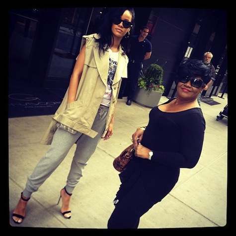 rihanna-mom-2012.jpg