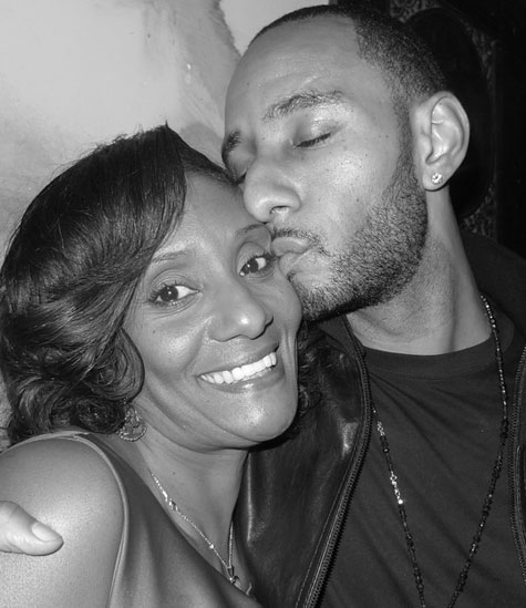 swizz-beatz-mom-2012.jpg
