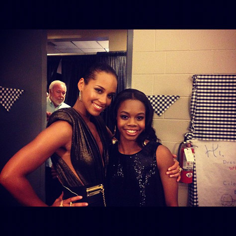 vmas-backstage-2012-15.jpg