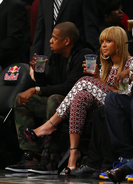 jay-z-beyonce-nets-vs-raptors-2.jpeg