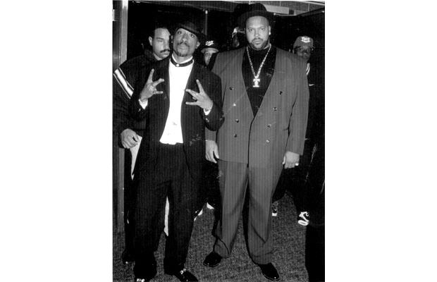 tupac-and-suge.jpg