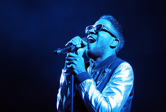 Kid-Cudi-Balmain-metallic-sleeve-teddy-leather-jacket.jpg